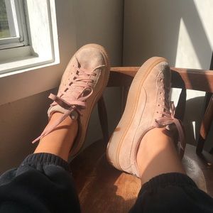 SUEDE PUMA PLATFORM SNEAKERS